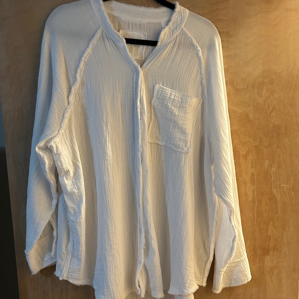 Aerie white gauze shirt M